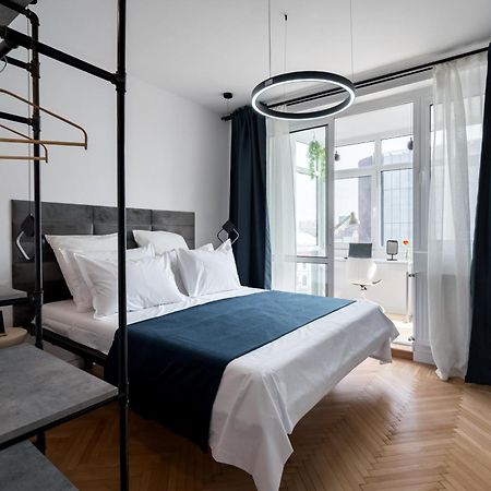 Central Aesthetic Apartment ブカレスト エクステリア 写真